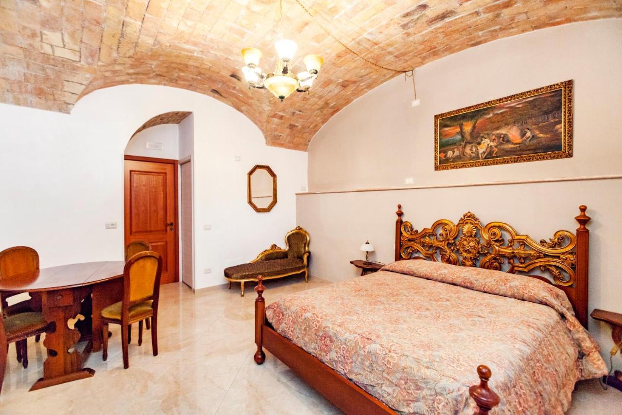 Quarto com Cama King-size